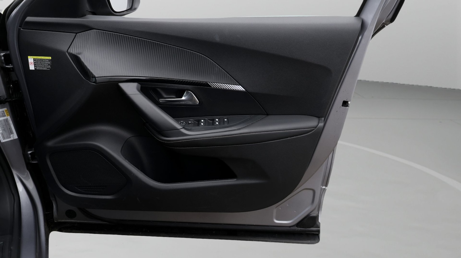 Used Peugeot 2008 2024 for sale - 77819075: Photo 15