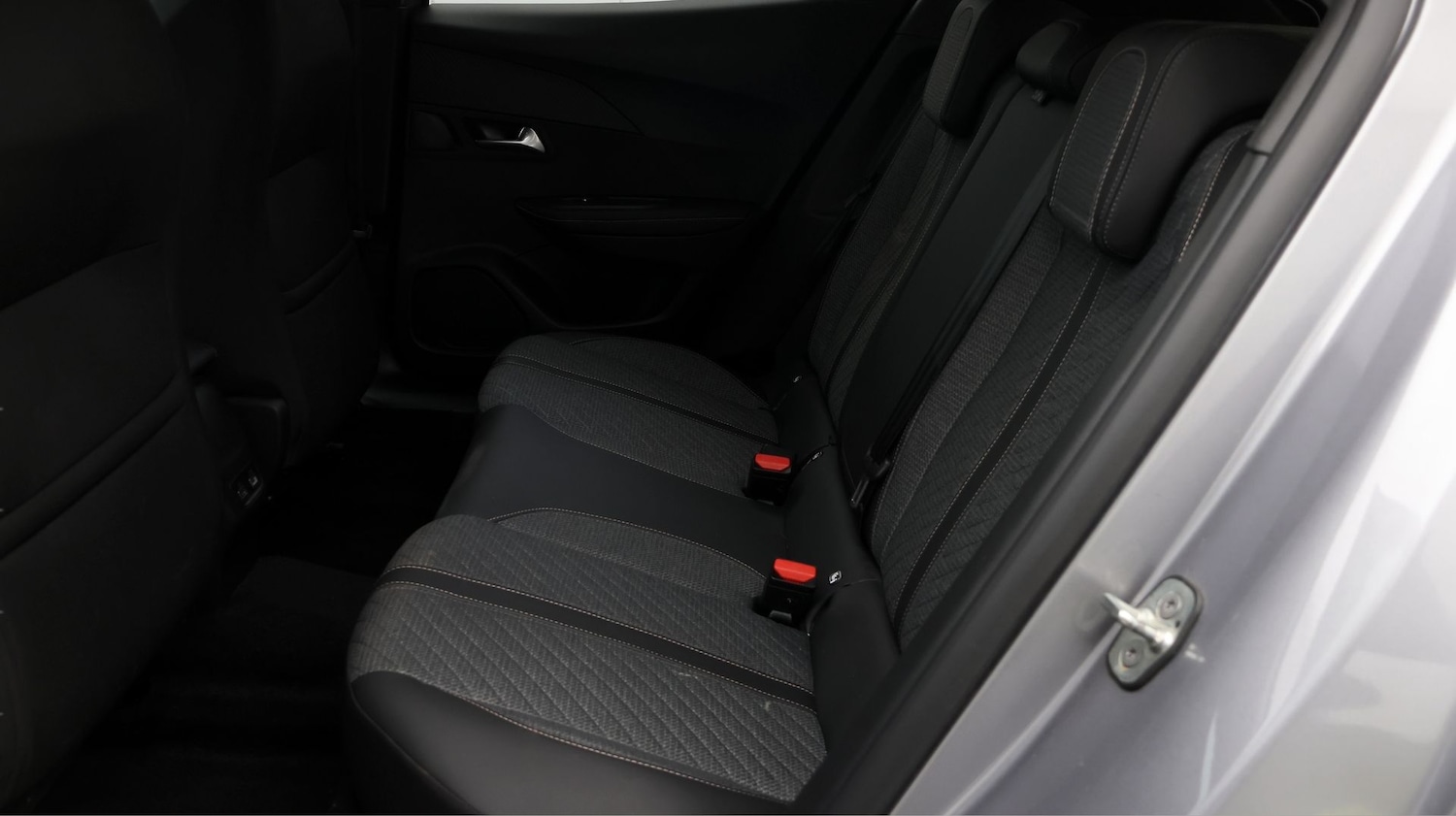 Used Peugeot 2008 2024 for sale - 77819075: Photo 16