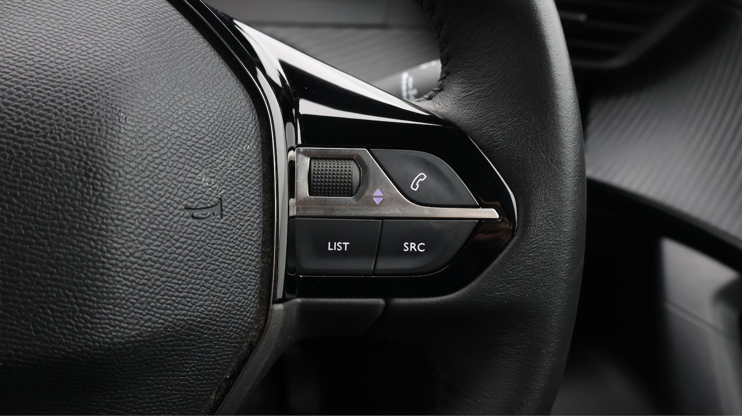 Used Peugeot 2008 2024 for sale - 77819075: Photo 22