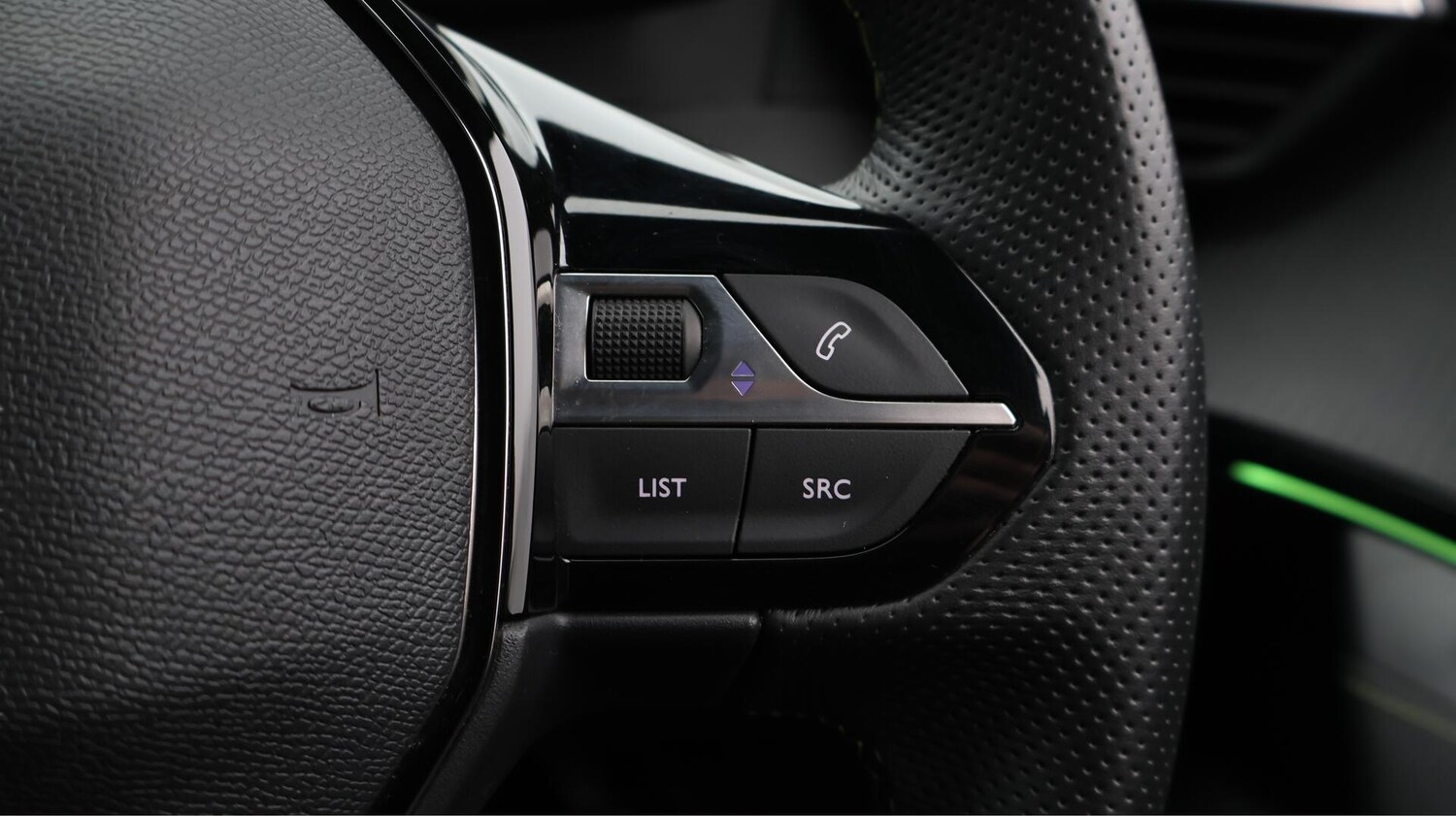 Used Peugeot 2008 2023 for sale - 76735203: Photo 28