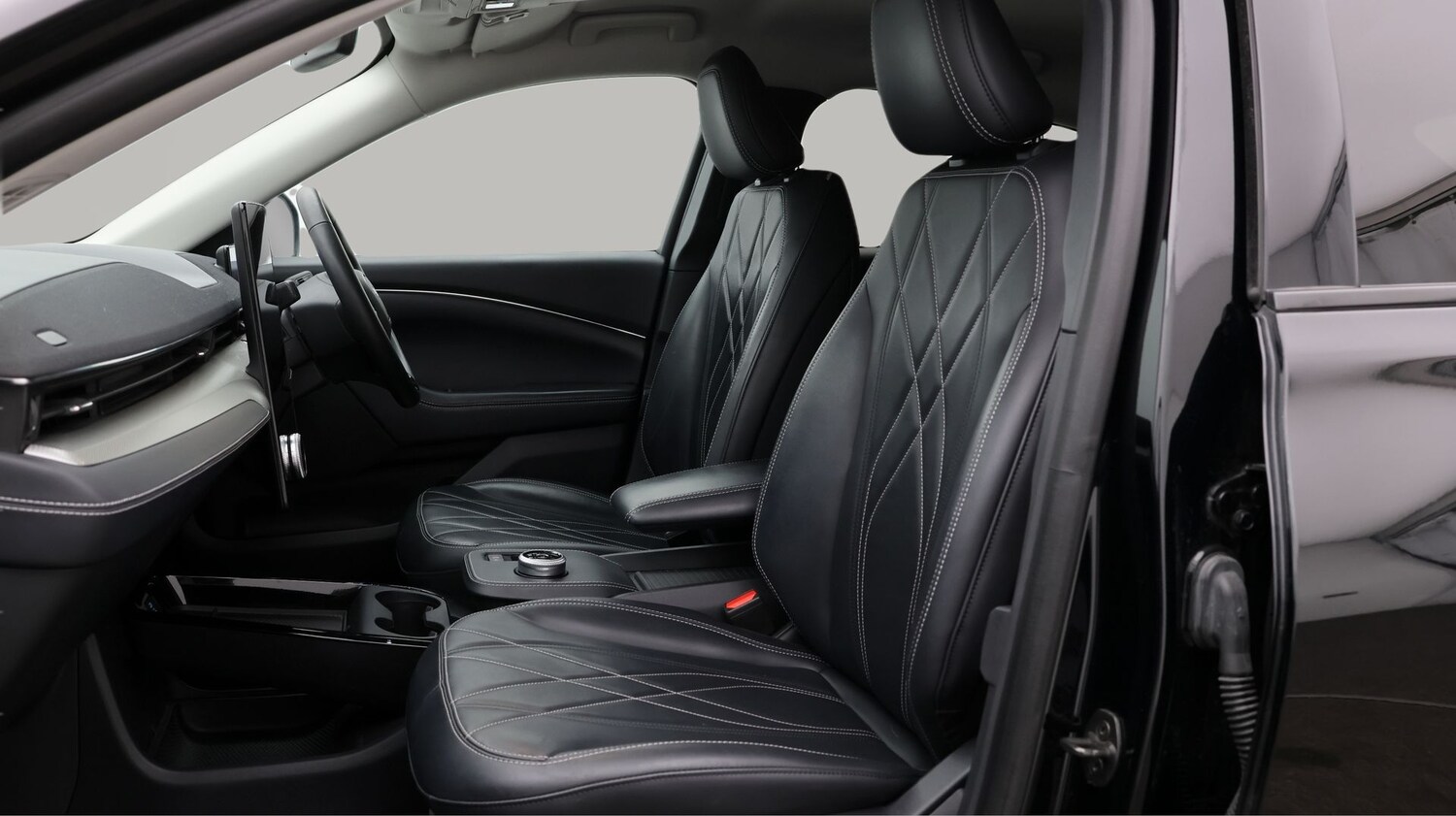 Used Ford Mustang Mach-E 2022 for sale - 77451332: Photo 14