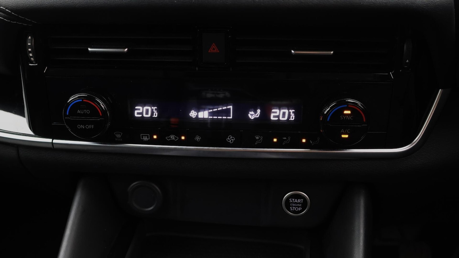 Used Nissan Qashqai 2022 for sale - 76457002: Photo 13