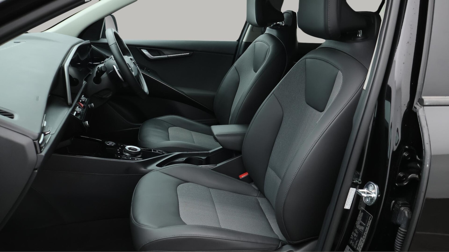 Used Kia Niro 2023 for sale - 76742565: Photo 15