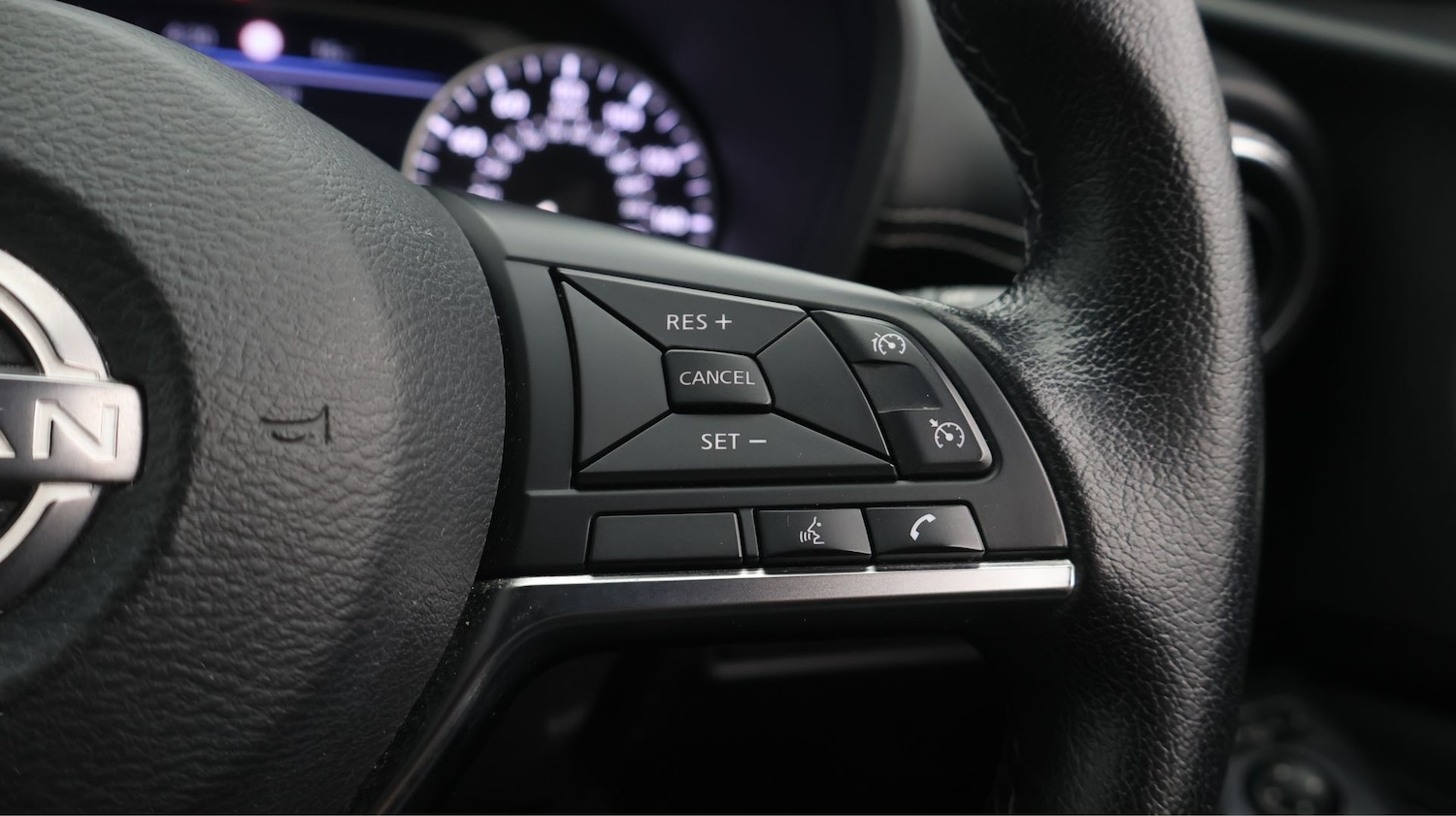 Used Nissan Juke 2023 for sale - 77677059: Photo 25