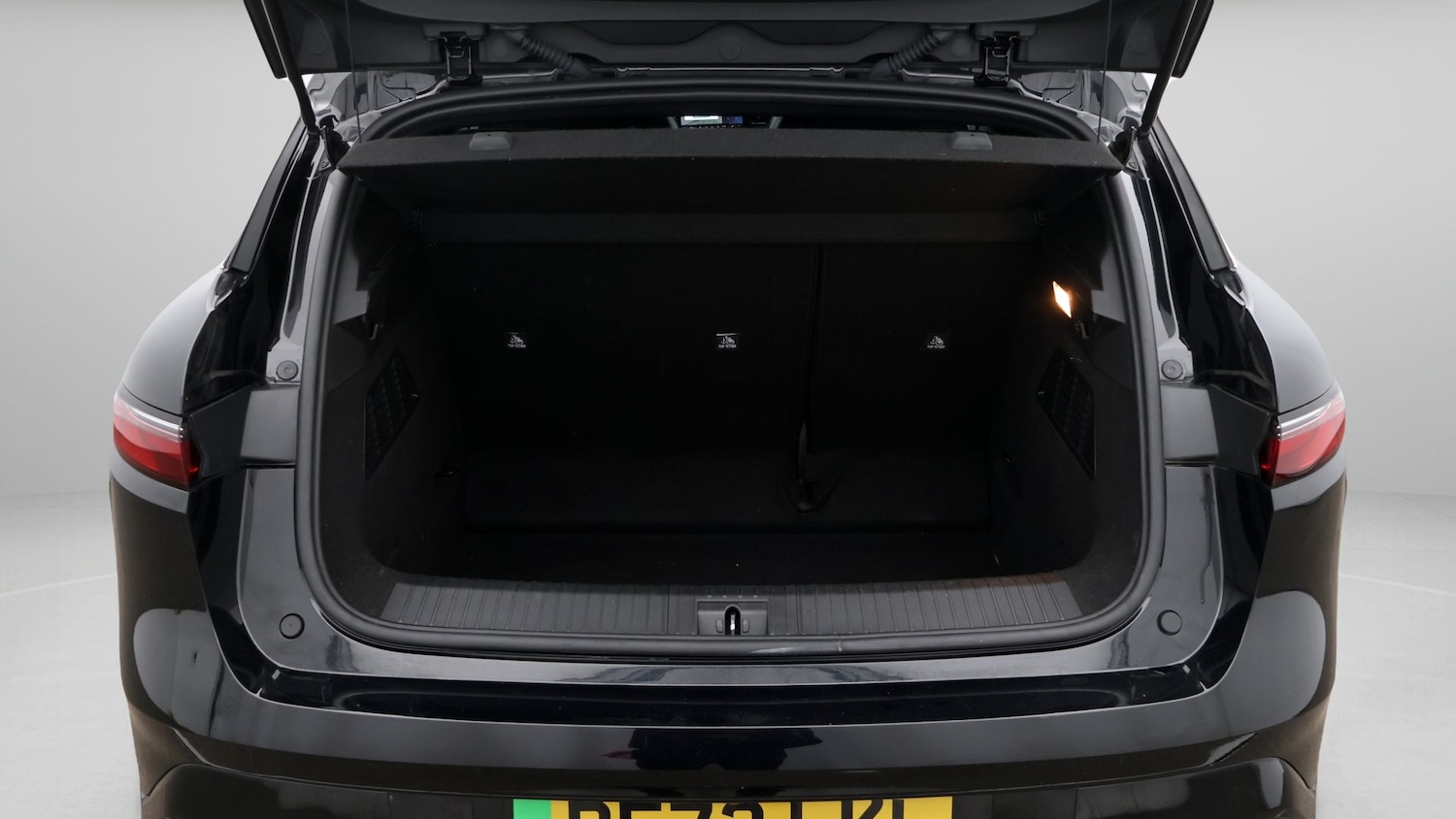 Used Renault Megane E Tech 2022 for sale - 77830265: Photo 17