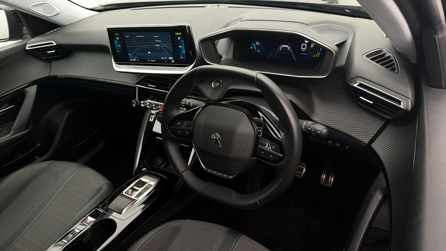 Used Peugeot 2008 2022 for sale - 77963709: Photo 9