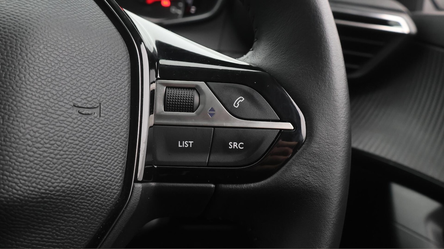 Used Peugeot 2008 for sale - 76499950: Photo 26