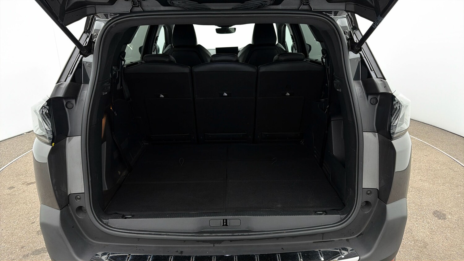 Used Peugeot 5008 2023 for sale - 77900922: Photo 16