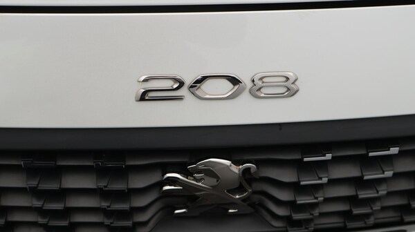 Used Peugeot 208 2022 for sale - 76122321: Photo 21