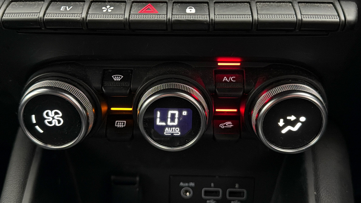 Used Renault Captur 2023 for sale - 78183119: Photo 11