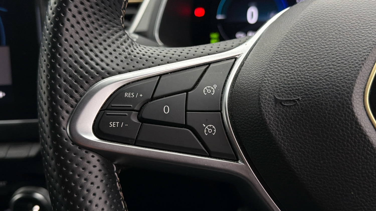 Used Renault Captur 2023 for sale - 78183119: Photo 23