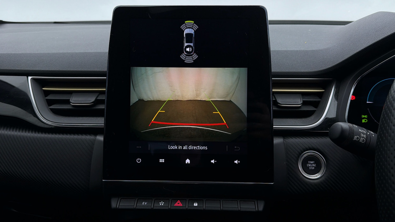 Used Renault Captur 2023 for sale - 78183119: Photo 26