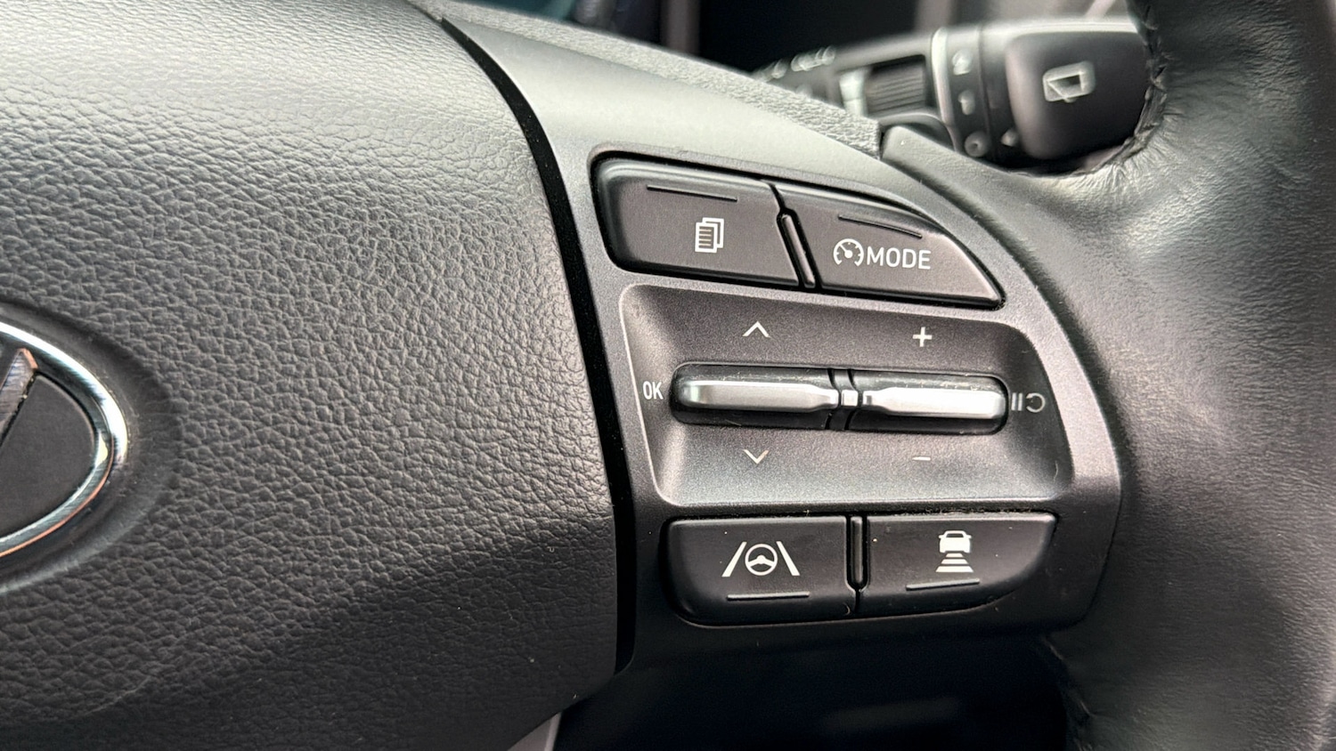 Used Hyundai KONA 2022 for sale - 77742529: Photo 23