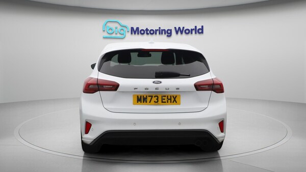 Used Ford Focus 2023 for sale - 76137802: Photo 7
