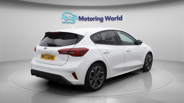 Used Ford Focus 2023 for sale - 76137802: Photo 8
