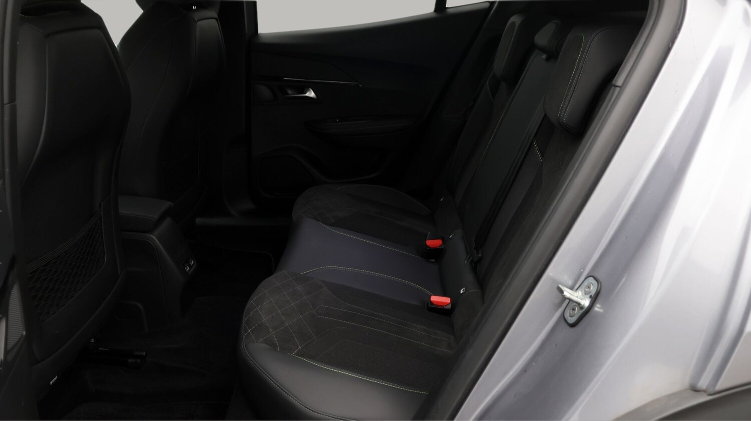 Used Peugeot 2008 2022 for sale - 77182217: Photo 16