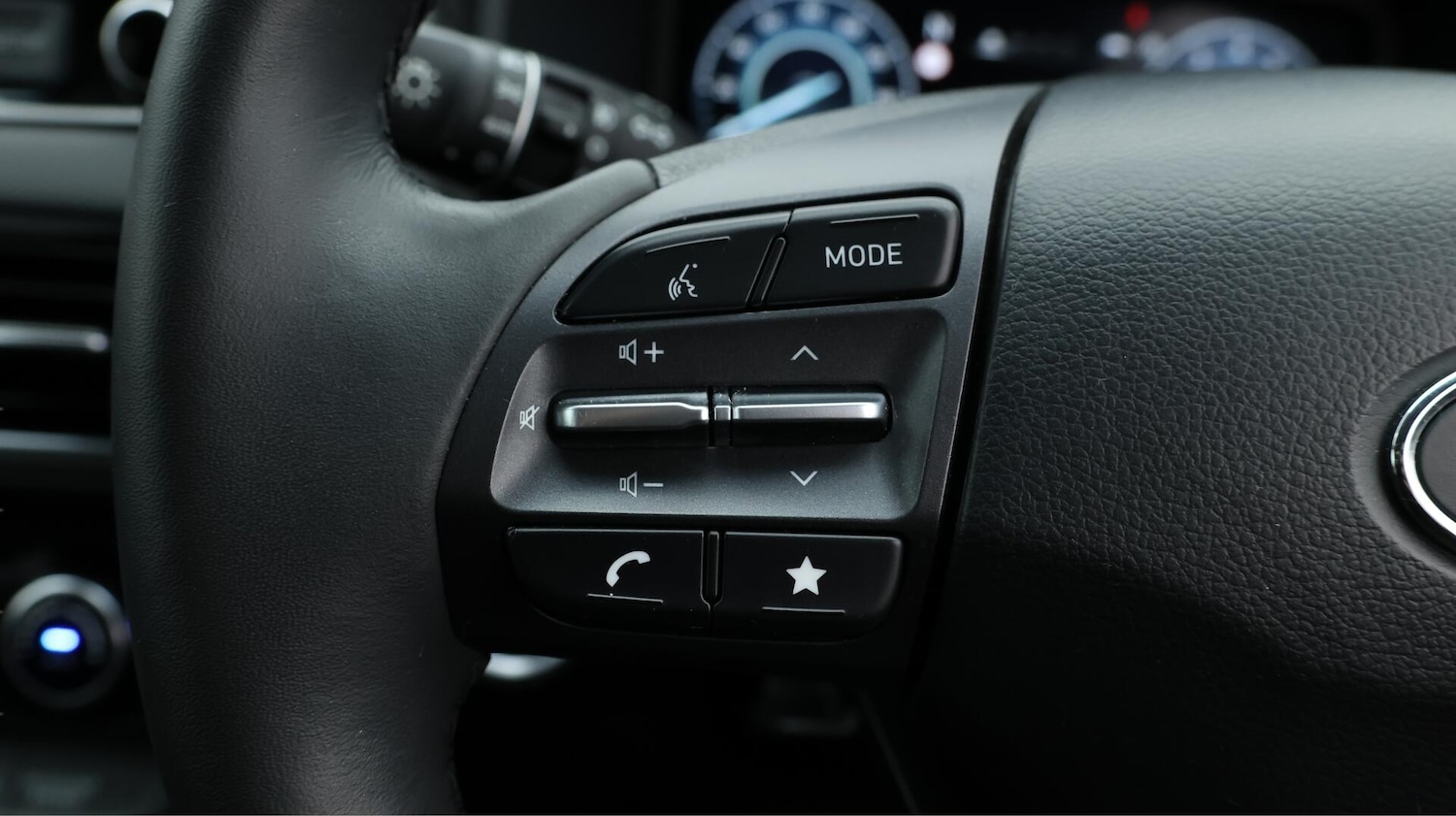 Used Hyundai KONA 2023 for sale - 76771711: Photo 24