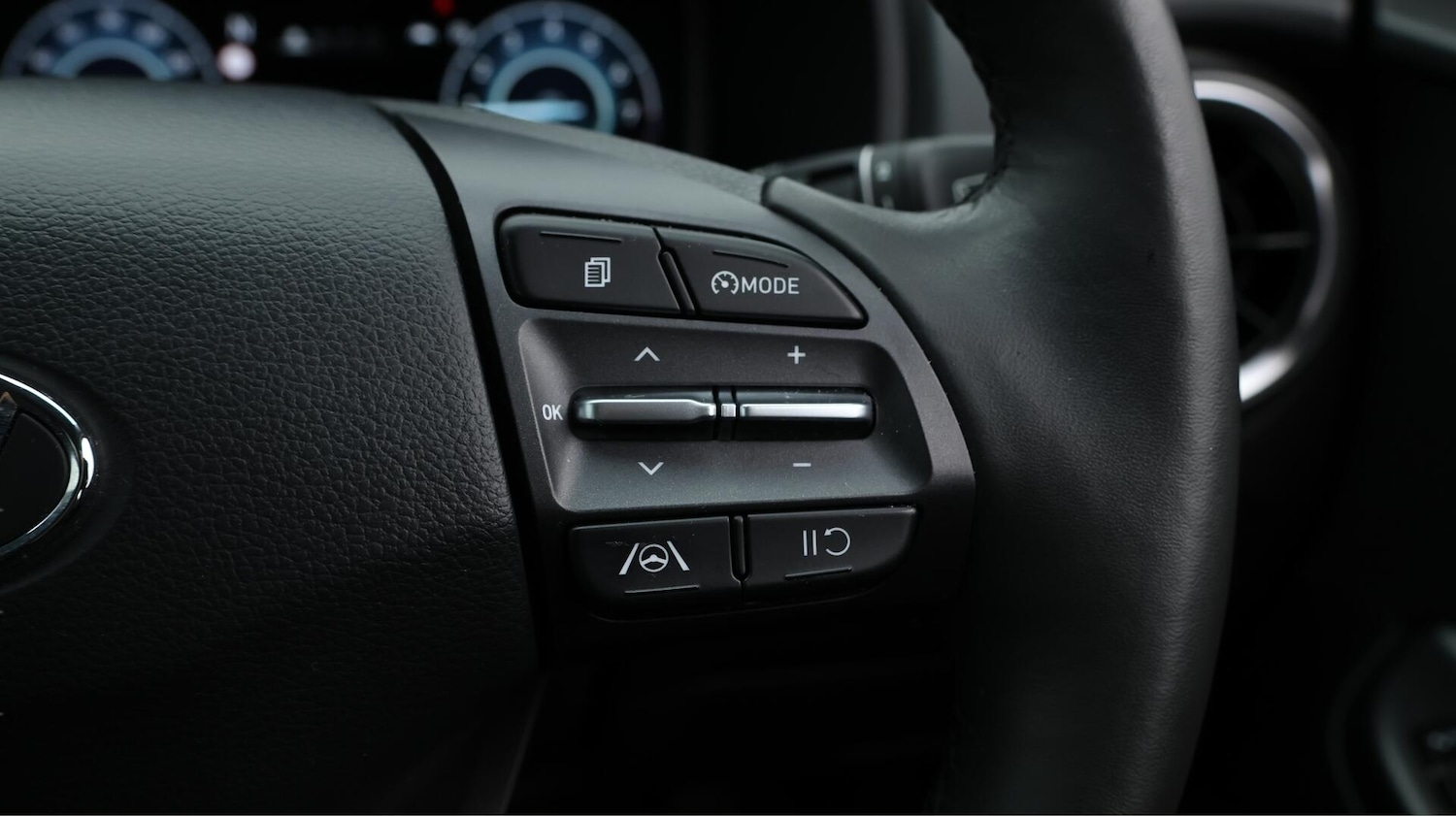 Used Hyundai KONA 2023 for sale - 76771711: Photo 25