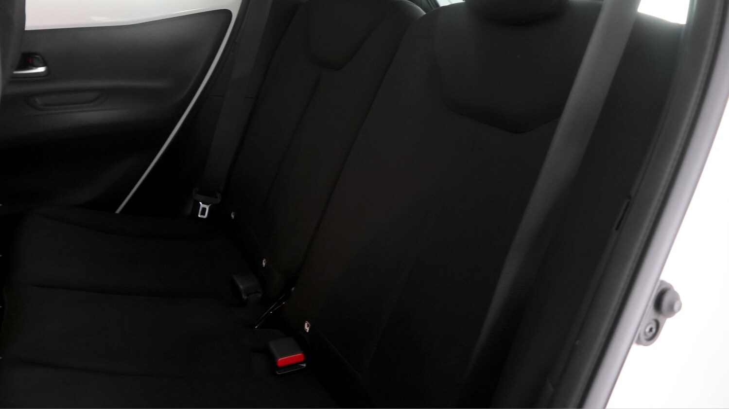 Used Toyota Aygo X 2022 for sale - 77677360: Photo 16