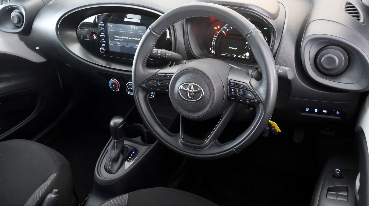 Used Toyota Aygo X 2022 for sale - 77677360: Photo 9