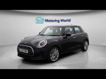 Used MINI Hatch 2021 for sale - 74337448: Photo