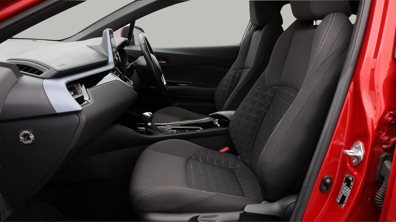 Used Toyota C-HR 2021 for sale - 77590531: Photo 14