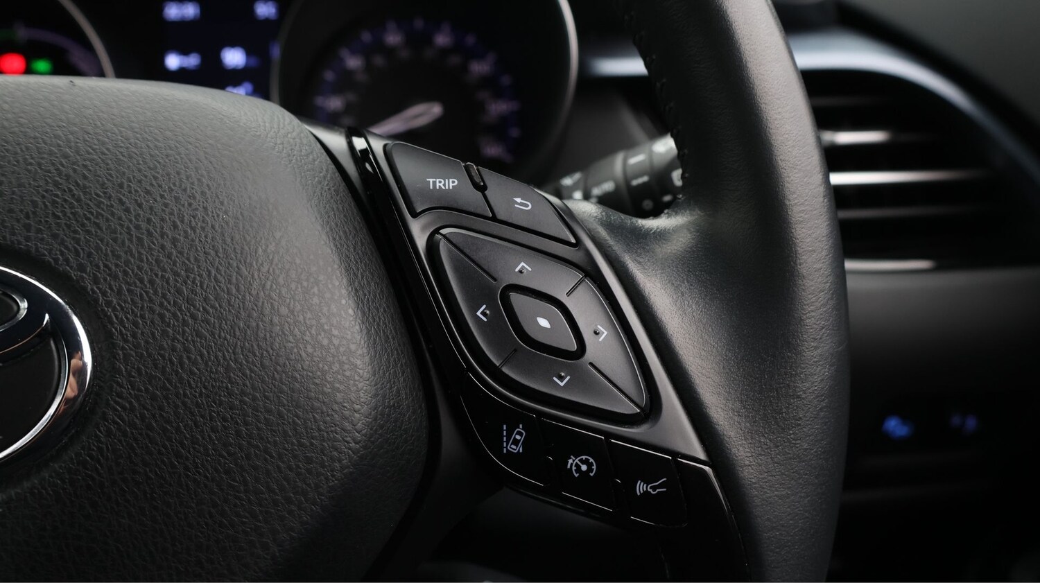 Used Toyota C-HR 2021 for sale - 77590531: Photo 26