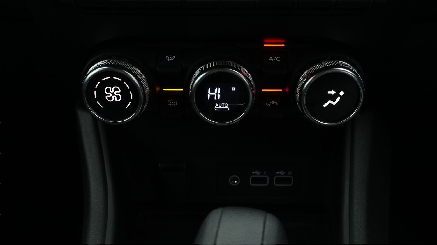 Used Renault Captur 2023 for sale - 77610284: Photo 12