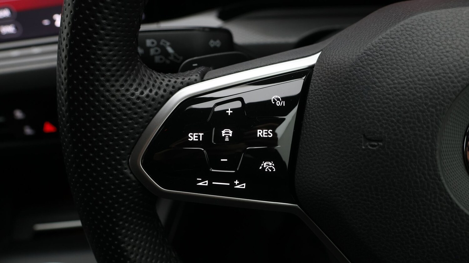 Used Volkswagen Golf for sale - 77296377: Photo 23