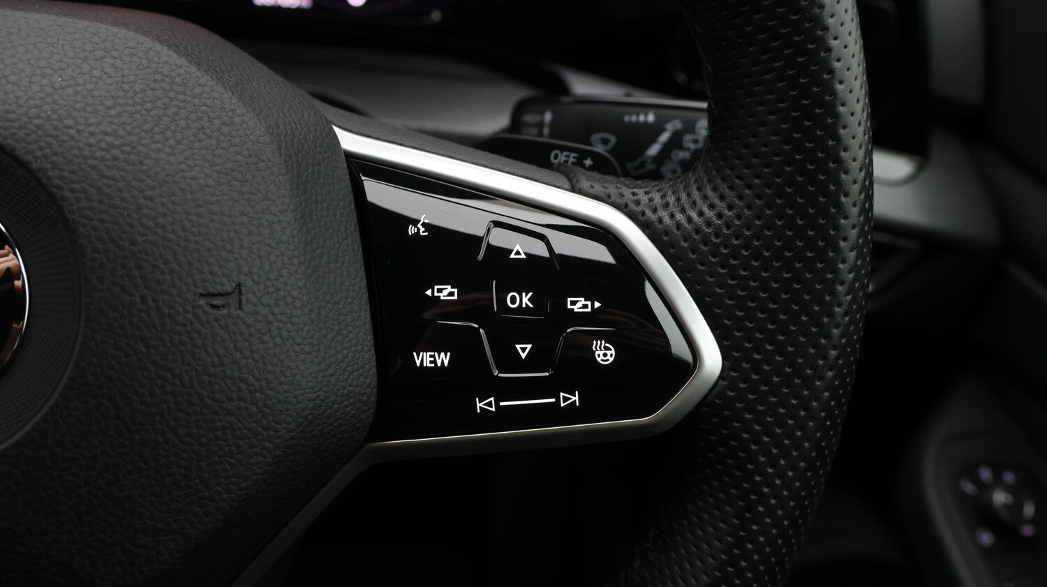 Used Volkswagen Golf for sale - 77296377: Photo 24