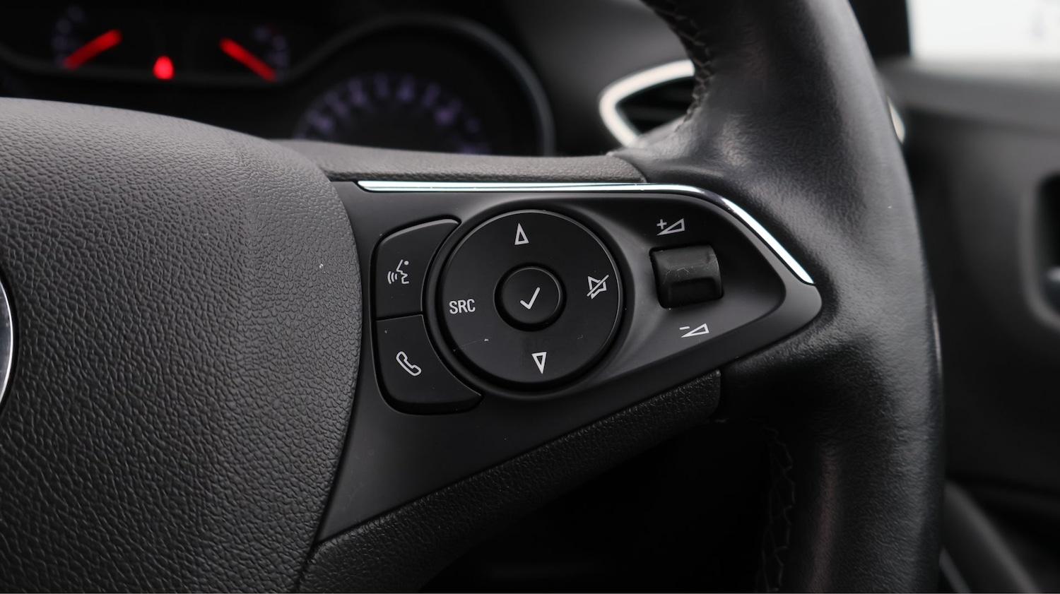 Used Vauxhall Crossland 2022 for sale - 77505551: Photo 23