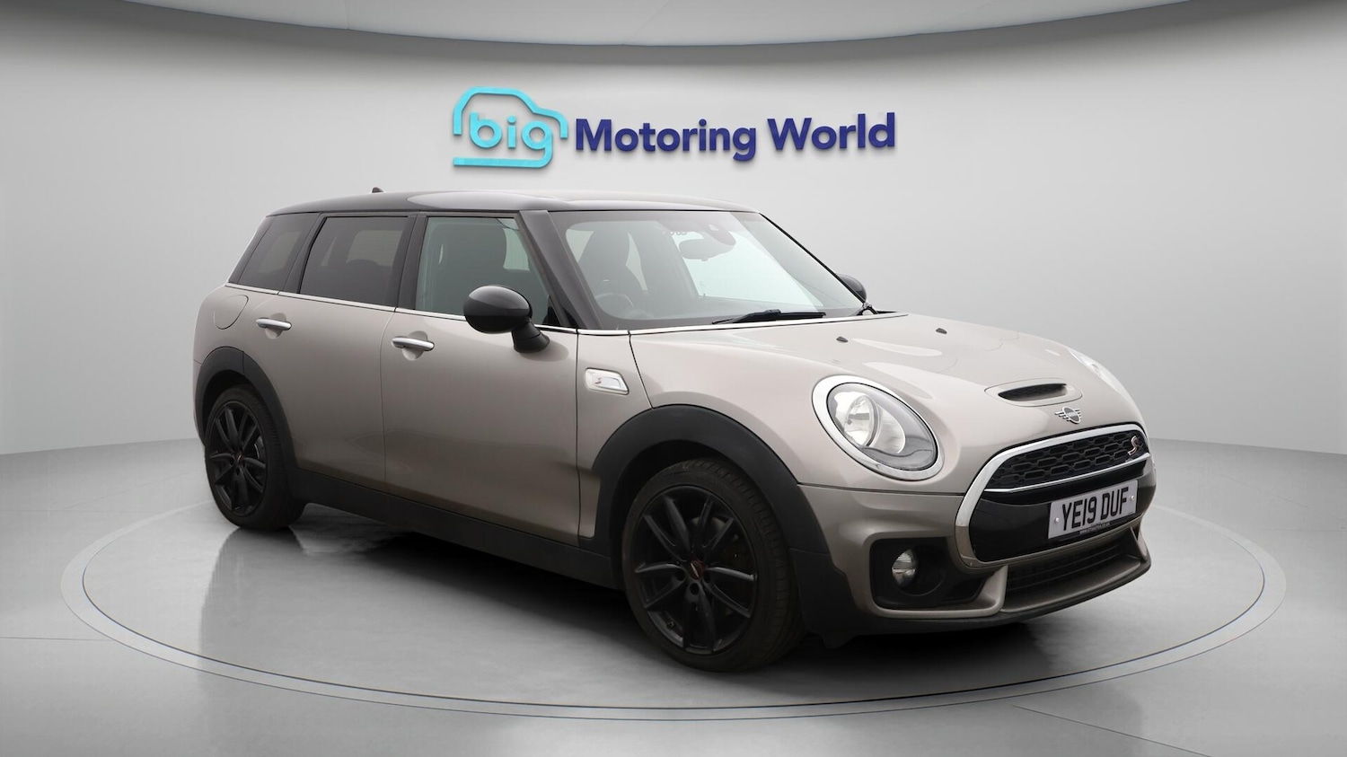 Used MINI Clubman 2019 for sale - 76633333: Photo 2