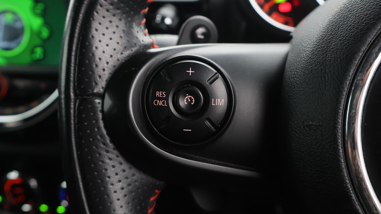 Used MINI Clubman 2019 for sale - 76633333: Photo 26