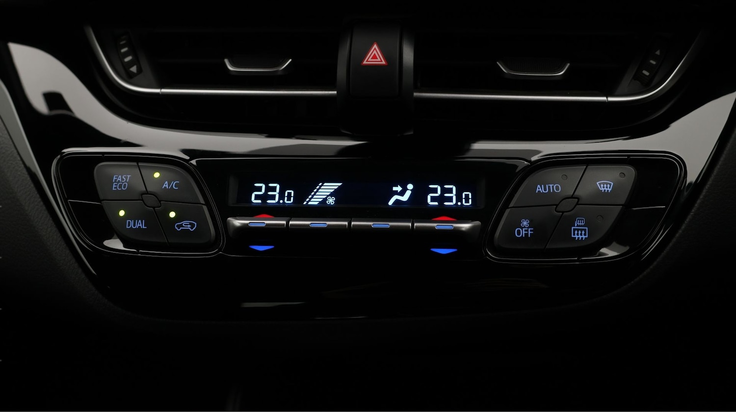 Used Toyota C-HR for sale - 77431771: Photo 12