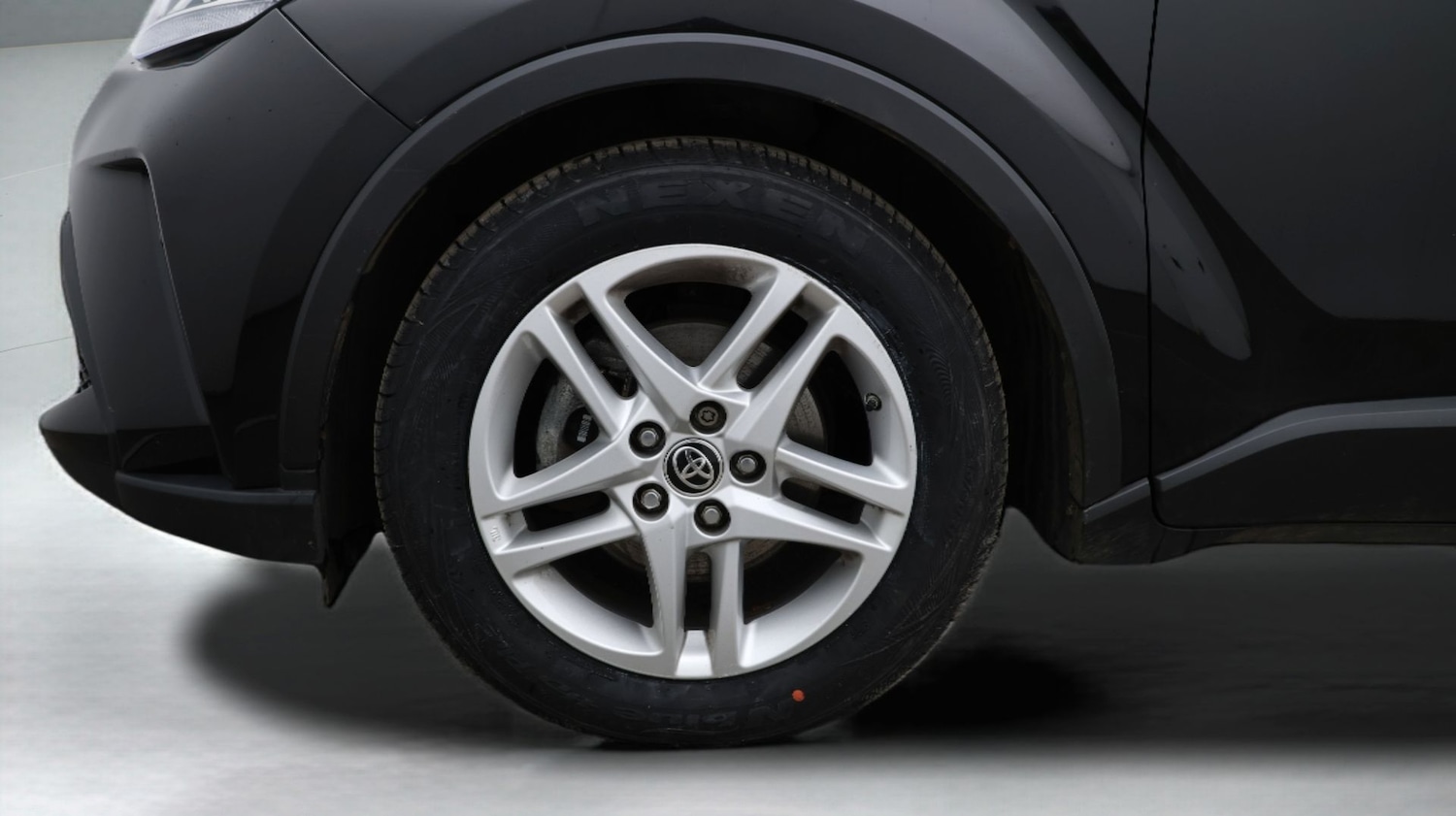 Used Toyota C-HR for sale - 77298173: Photo 18