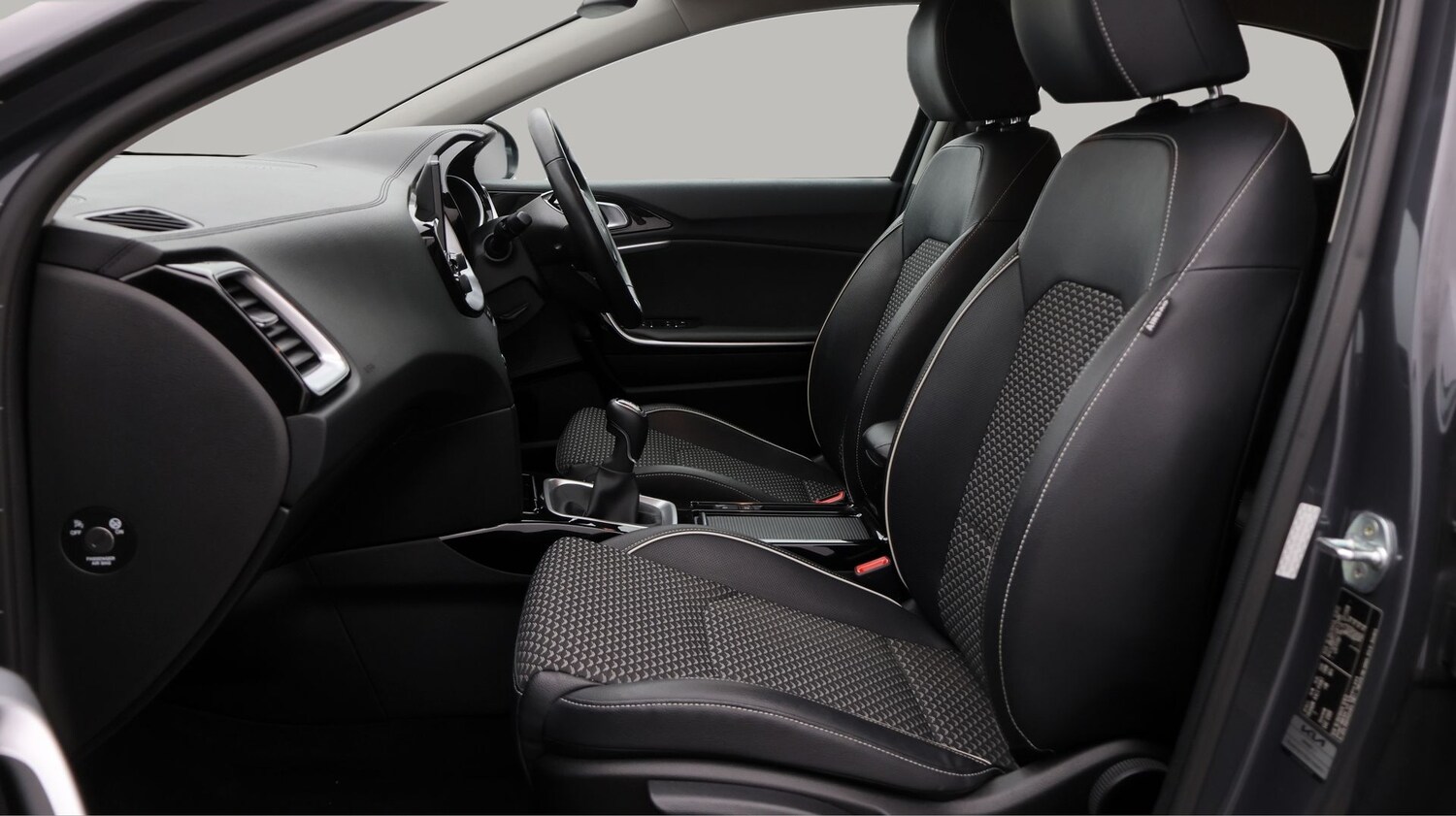 Used Kia XCeed 2022 for sale - 77830262: Photo 14