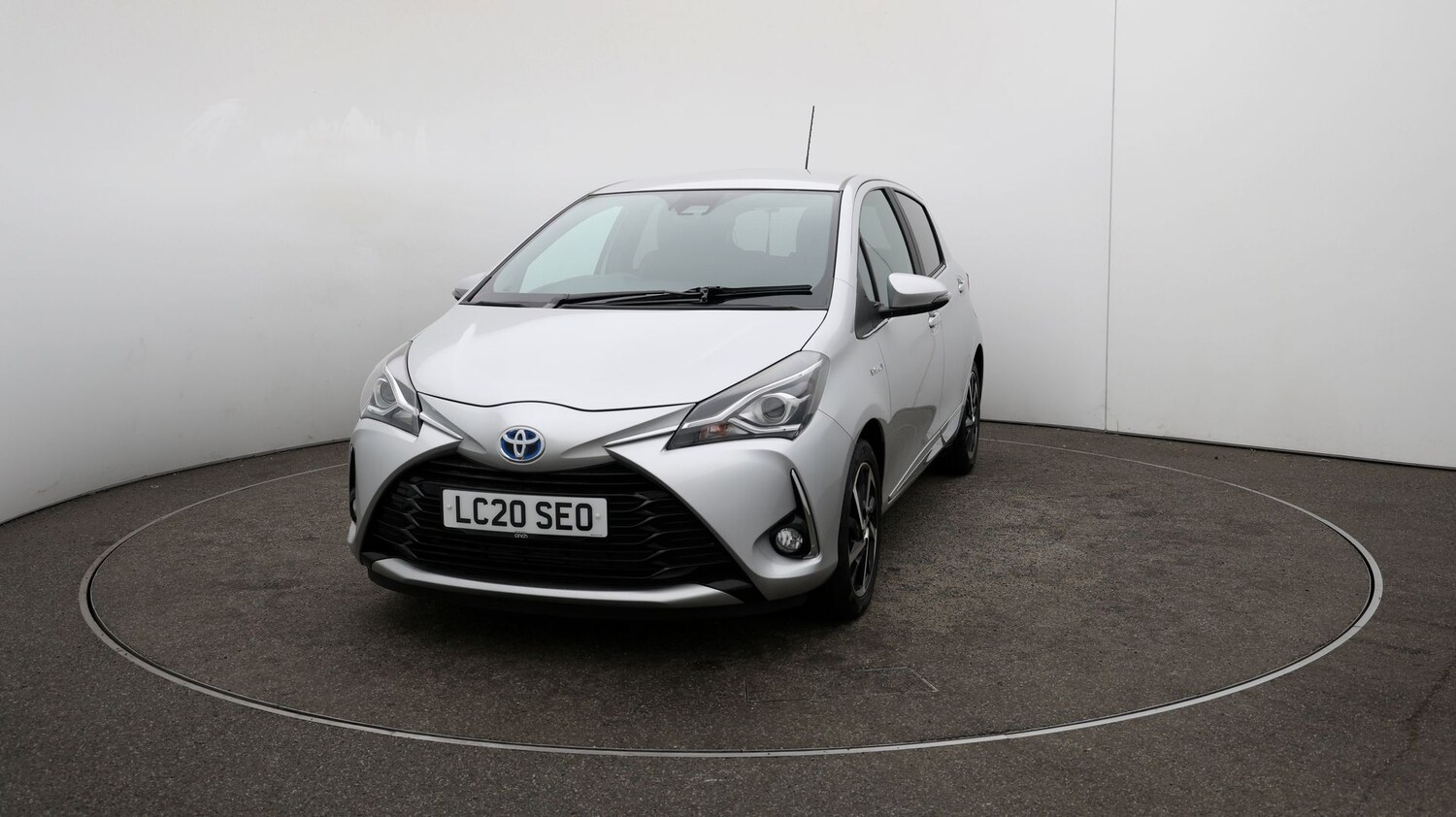 Used Toyota Yaris 2020 for sale - 76809585: Photo 30