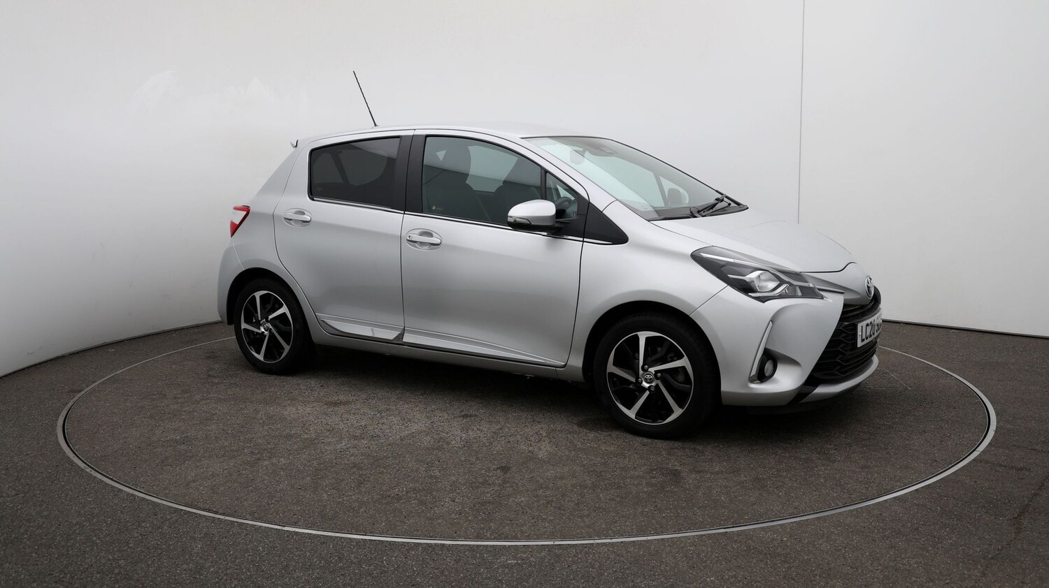 Used Toyota Yaris 2020 for sale - 76809585: Photo 37