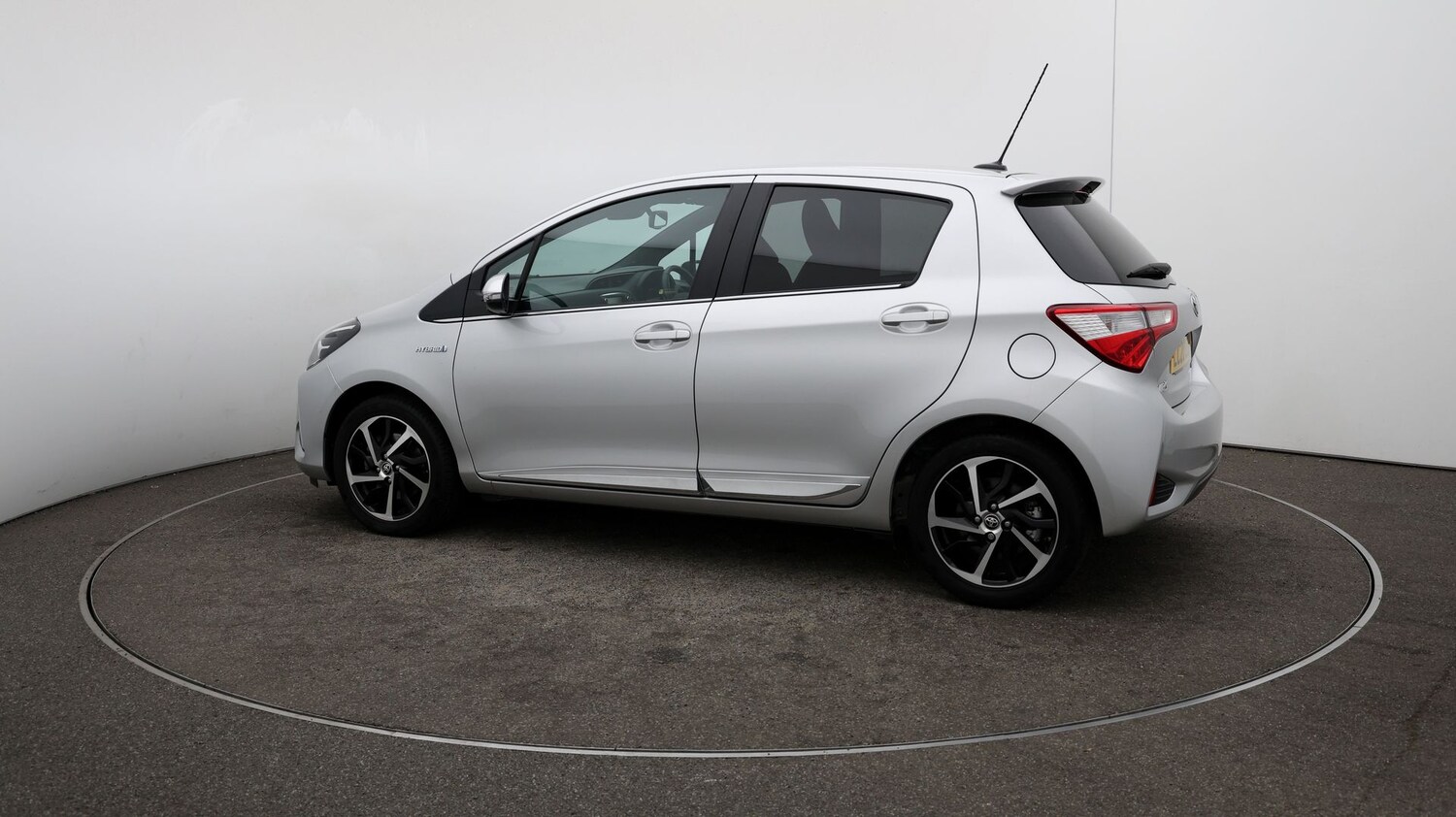Used Toyota Yaris 2020 for sale - 76809585: Photo 39