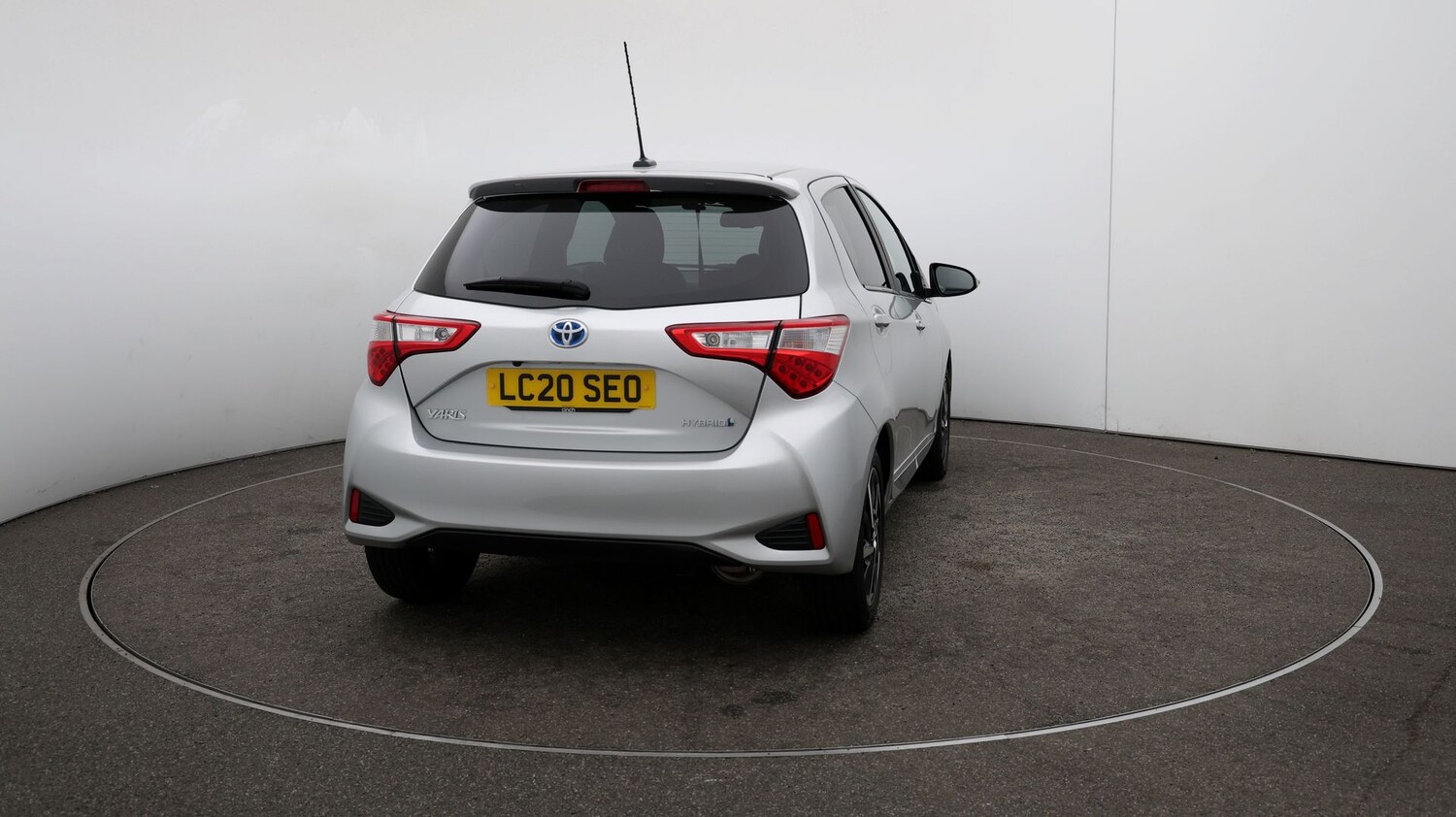 Used Toyota Yaris 2020 for sale - 76809585: Photo 48