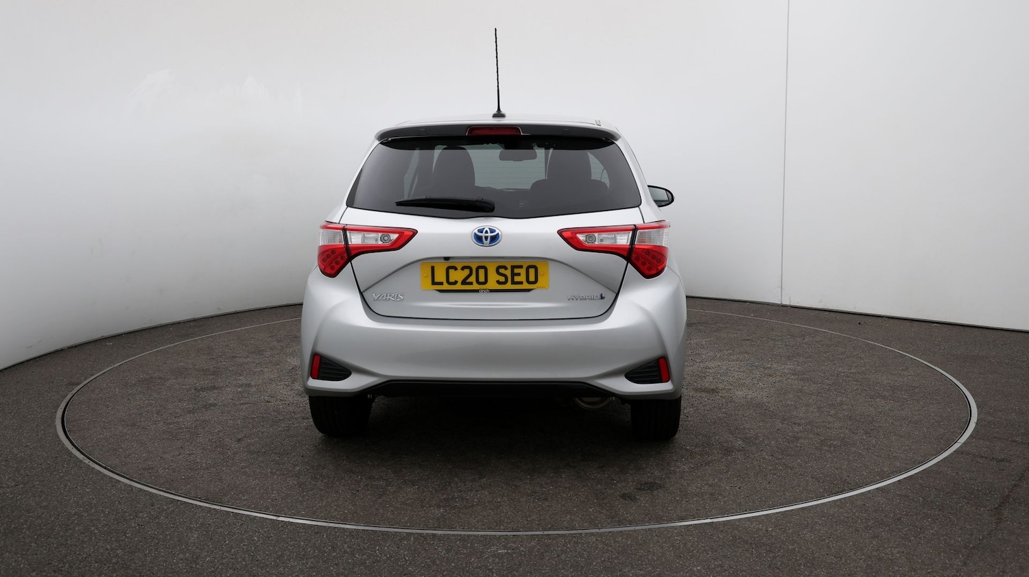 Used Toyota Yaris 2020 for sale - 76809585: Photo 49