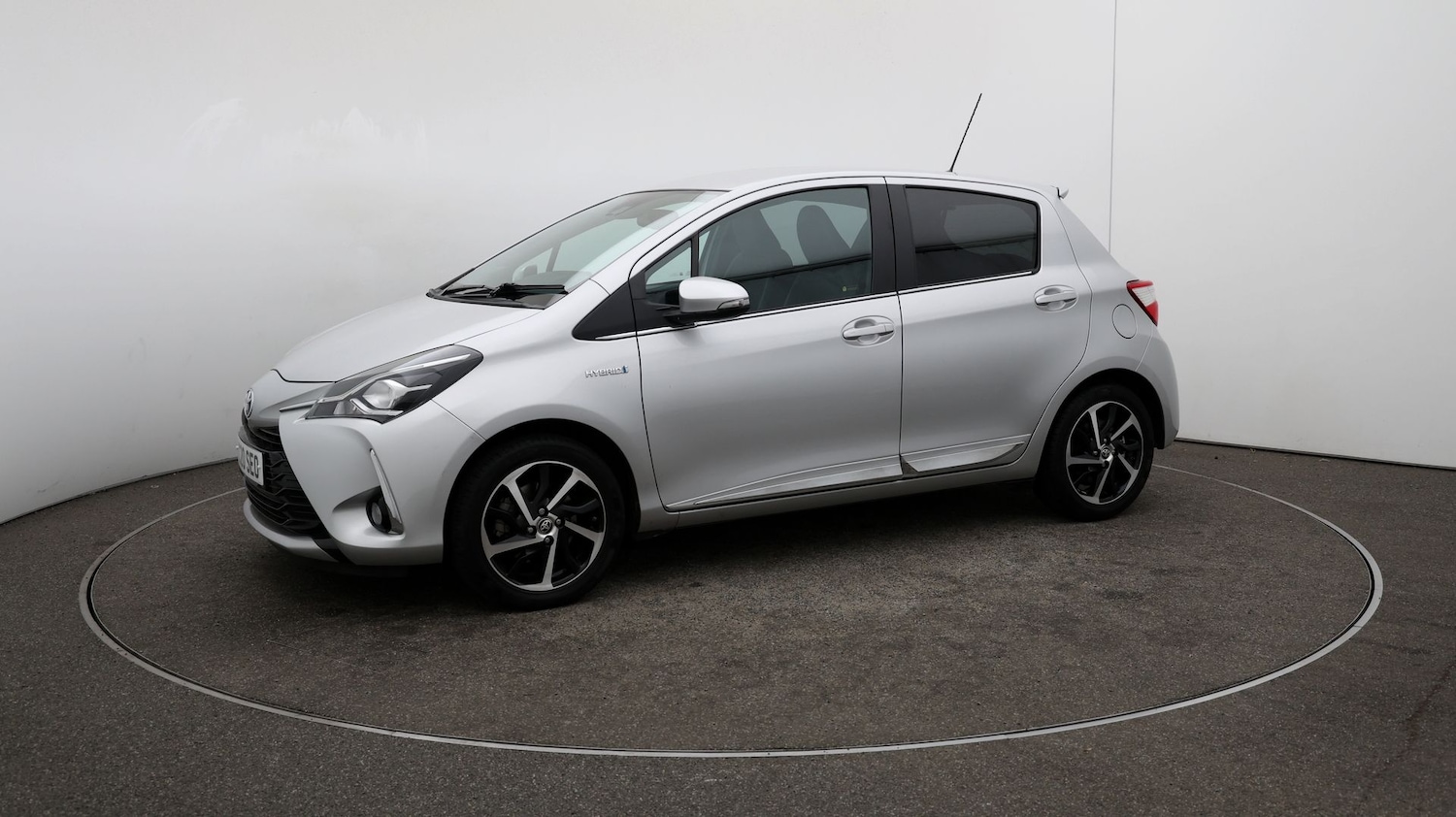 Used Toyota Yaris 2020 for sale - 76809585: Photo 59