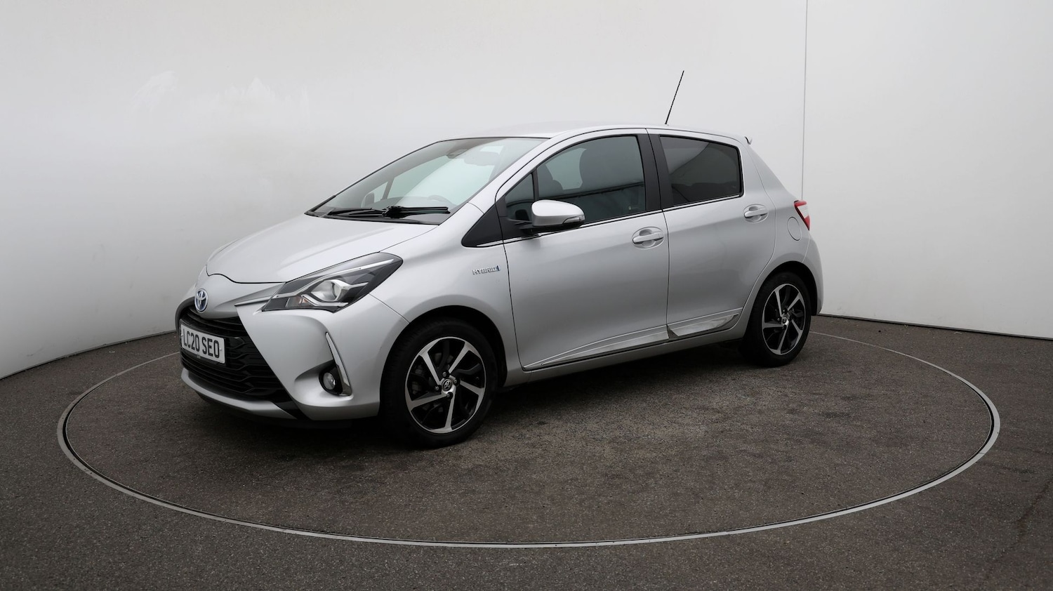 Used Toyota Yaris 2020 for sale - 76809585: Photo 60