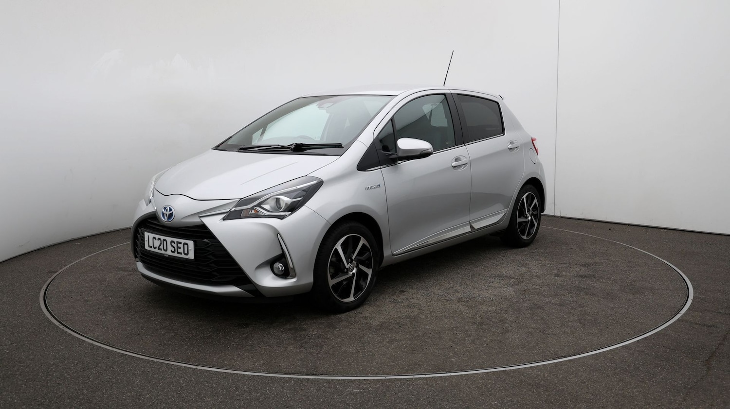 Used Toyota Yaris 2020 for sale - 76809585: Photo 61