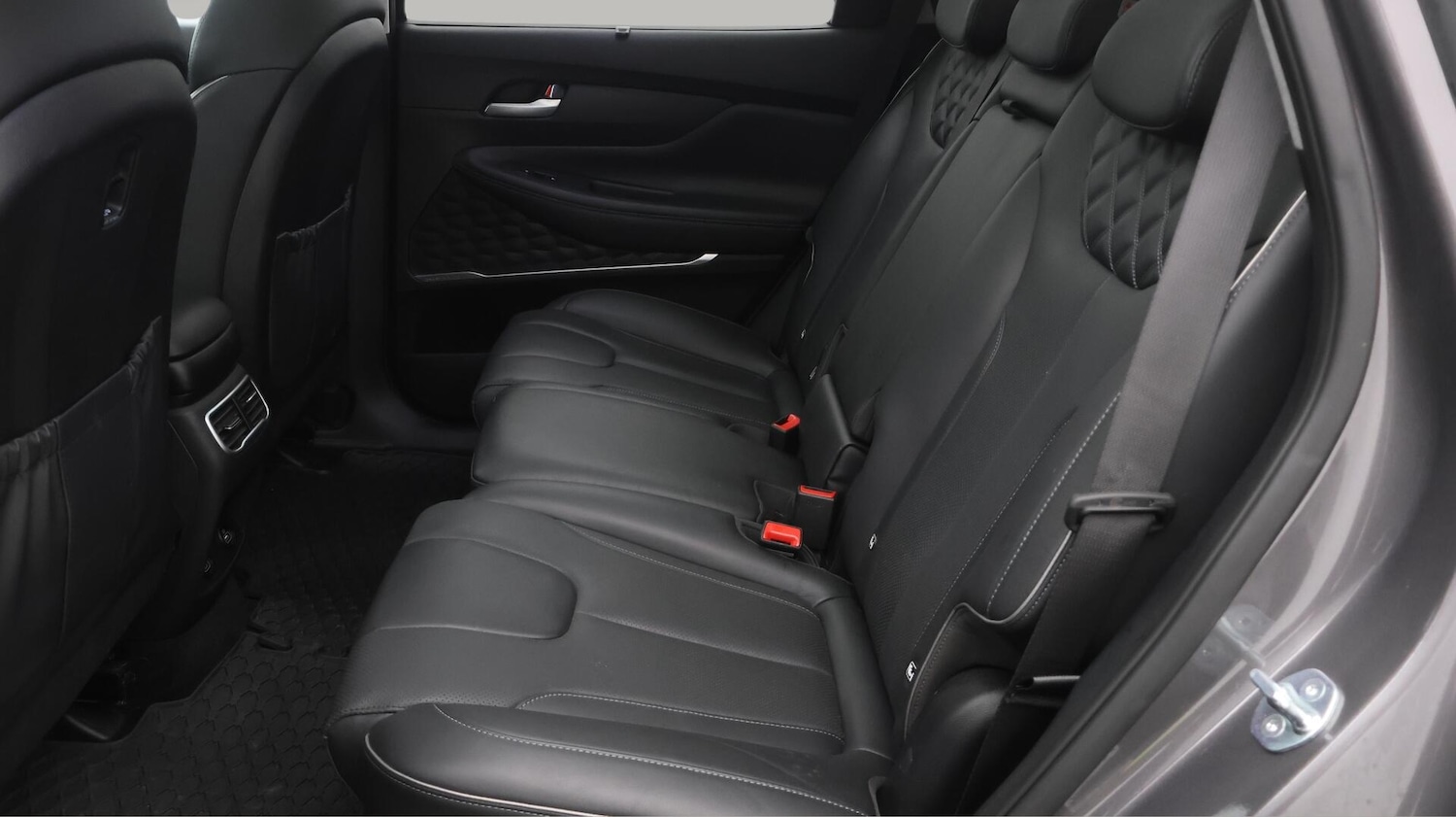 Used Hyundai Santa Fe 2023 for sale - 76658136: Photo 17