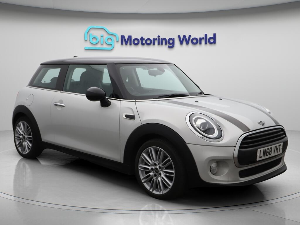 Used MINI Hatch 2018 for sale - 76550284: Photo 1