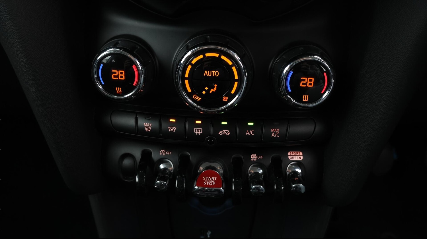 Used MINI Hatch 2018 for sale - 76550284: Photo 13