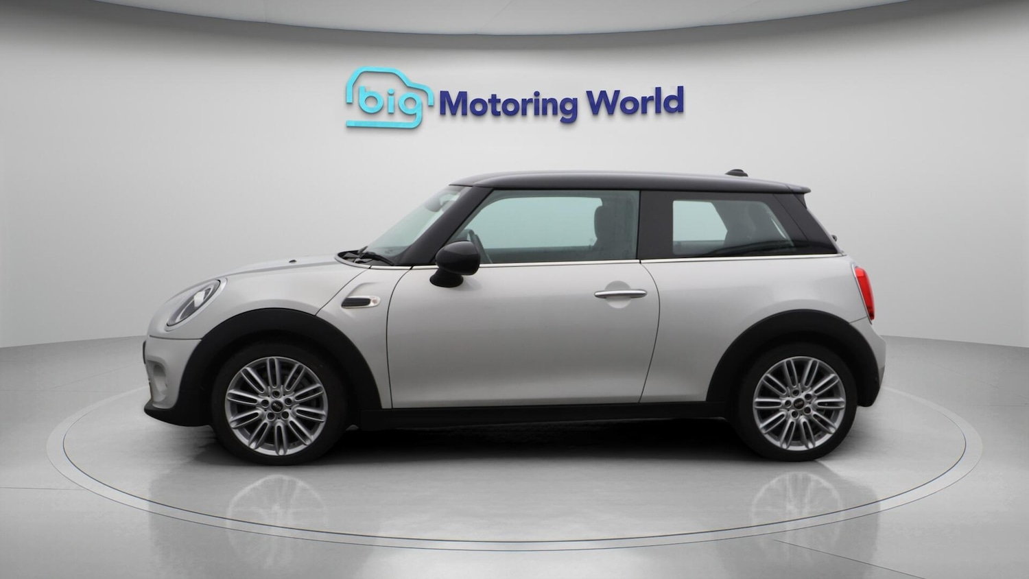 Used MINI Hatch 2018 for sale - 76550284: Photo 5
