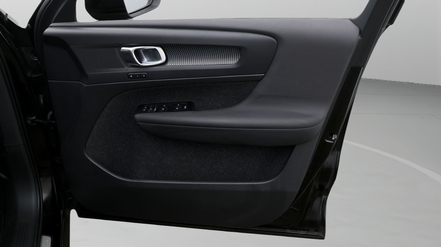 Used Volvo XC40 2021 for sale - 77669149: Photo 15