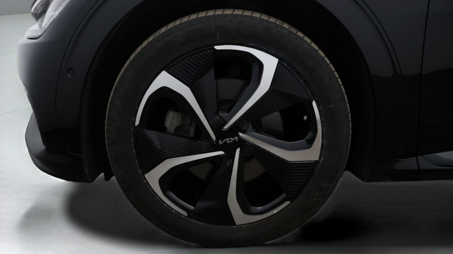 Used Kia EV6 2023 for sale - 77341116: Photo 18